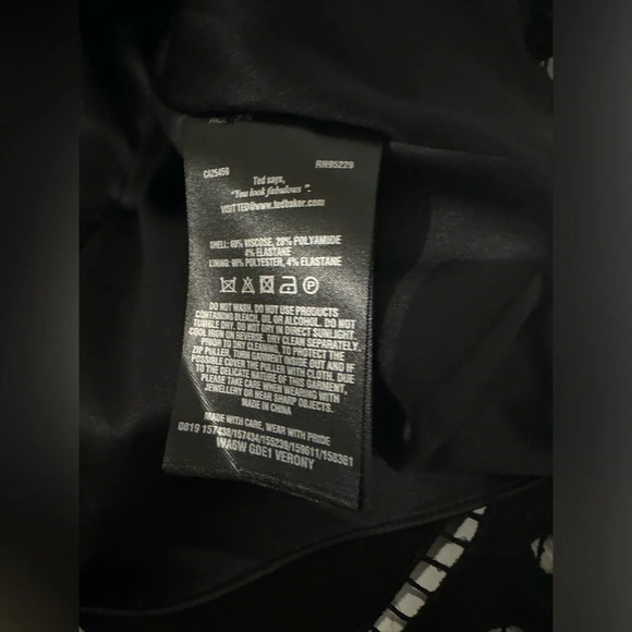 Ted Baker Verony Embroidered Scallop Edge Dress LBD Chic ASO Riverdale Sz 1 US 4 - Picture 11 of 13